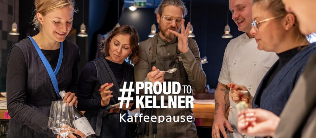 #proudtokellner Kaffeepause